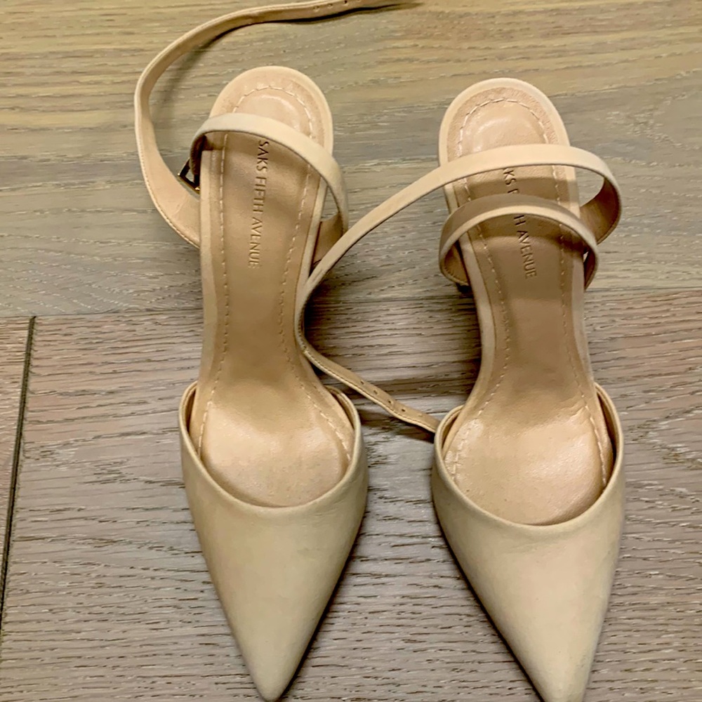 High heels with acrylic heel